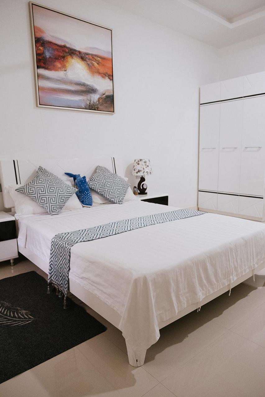 Fiyala Homestay Addu City Exterior photo